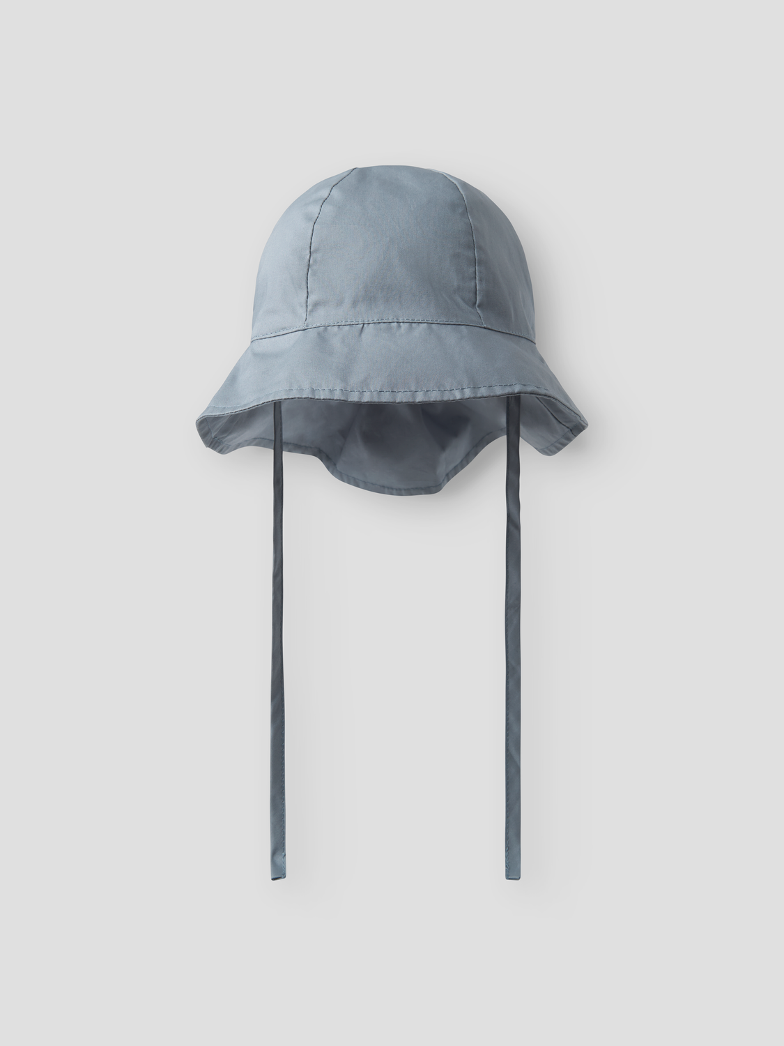 model_shot-front